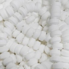 53537 26 Lollywood Snoepkettingen Wit 17g – 1 kg