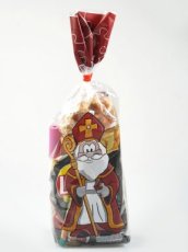 Sinterklaaszak met verrassing 100 stuks24* Sinterklaaszak met verrassing (+/- 300 gram) 100 stuks